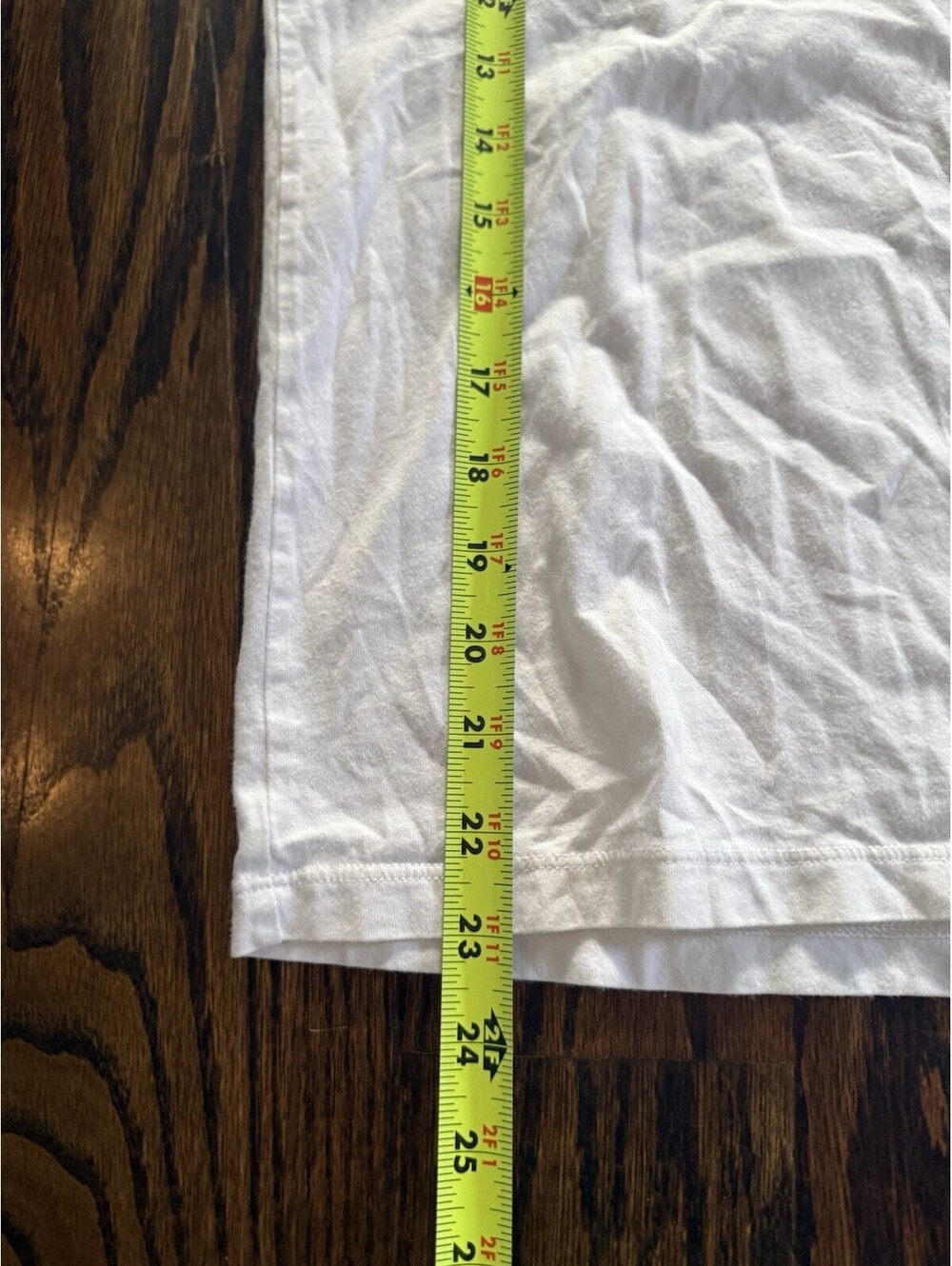 Vineyard Vines Football Whale Pocket T-Shirt Boys Large White Goal Post - Picture 5 of 7